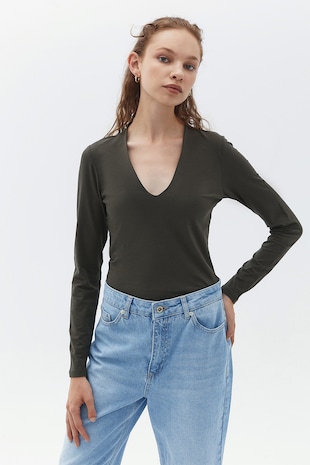 OXXO Bluza slim fit cu decolteu in U, Kaki inchis