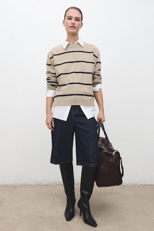 Bő fazonú csíkos pulóver