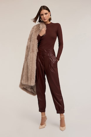 Szűkített fazonú egyszínű garbó