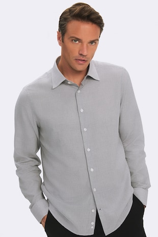 Lyocelltartalmú ing hegyes gallérral