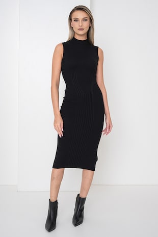 Kasmír- és selyemtartalmú garbónyakú szűkített ruha