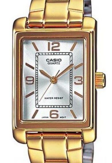 Casio Квадратен часовник с метална верижка Жени