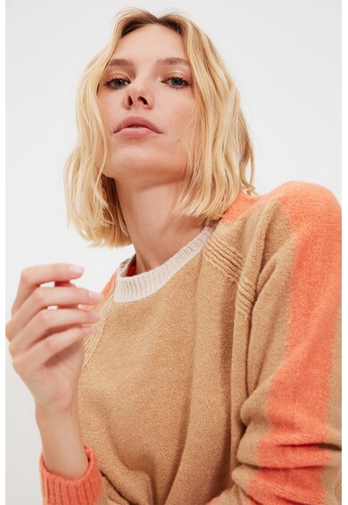 Trendyol Пуловер с овално деколте и реглан ръкави Жени