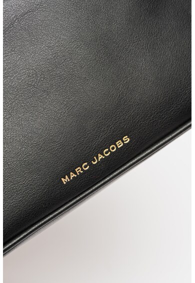 Marc Jacobs Geanta crossbody de piele cu clapa si textura fina Femei