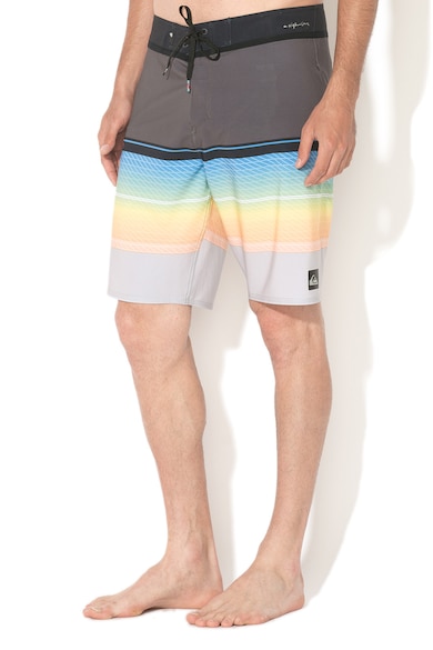 QUIKSILVER Csíkos board short férfi