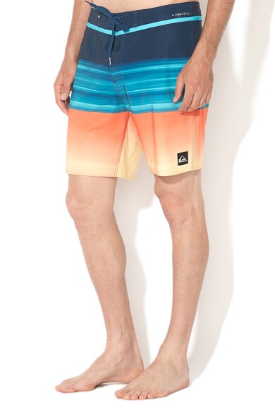 QUIKSILVER Csíkos board short férfi