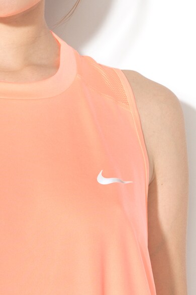 Nike Top standard fit pentru alergare Femei