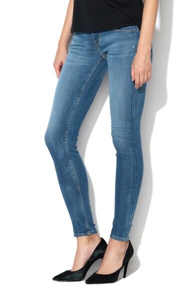 GUESS JEANS Дънки Beverly по тялото Жени