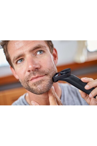 Philips Aparat hibrid de barbierit si tuns barba  OneBlade Pro /64, Umed & Uscat, Pieptene 12 lungimi, Negru/Argintiu + trusa calatorie Barbati