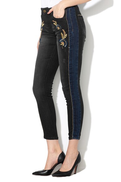 DESIGUAL Lorena skinny fit farmernadrág hímzett részletekkel női