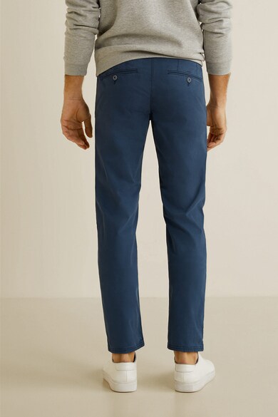 Mango Pantaloni slim fit, chino Barna4 43090343 Barbati