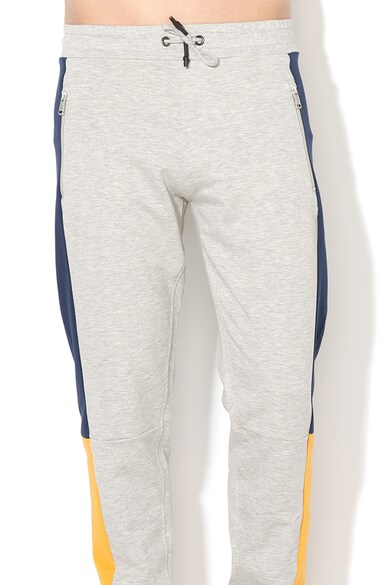 GUESS Pantaloni sport de casa, cu model colorblock Barbati