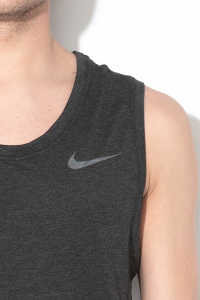 Nike Dri-Fit fitnesztop mikroperforációkkal férfi