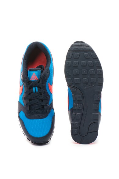 Nike MD Runner 2 cipő bőrszegélyekkel Fiú