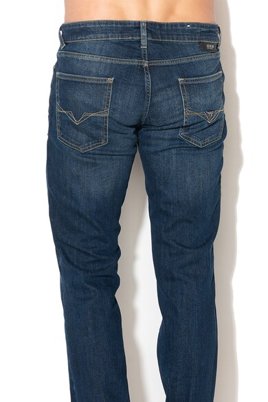 GUESS JEANS Sony slim fit farmernadrág szaggatott dizájnnal férfi