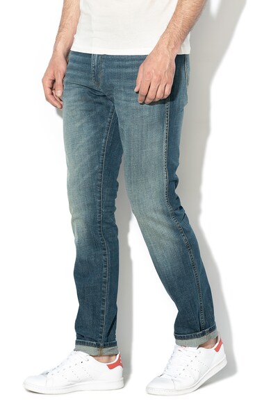 Wrangler Larston slim fit farmernadrág szűkülő szárakkal férfi