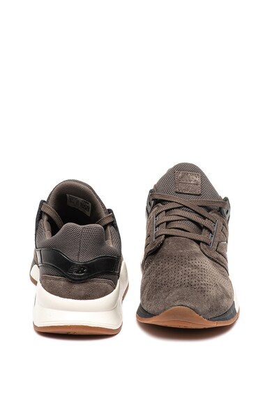New Balance Спортни обувки 247 от велур Мъже
