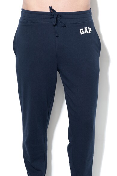 GAP Спортен панталон с връзка и бродирано лого Мъже