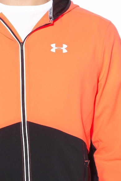 Under Armour Szűkített fazonú könnyű fitneszdzseki hálós betétekkel férfi