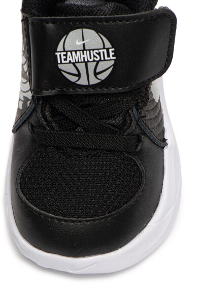 Nike Team Hustle bőr sneaker hálós anyagbetétekkel Fiú