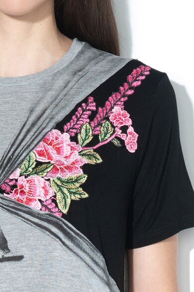 DESIGUAL Faith grafikai mintás póló hímzett virágokkal női
