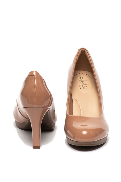 Clarks Adriel Viola magas sarkú műbőr cipő női