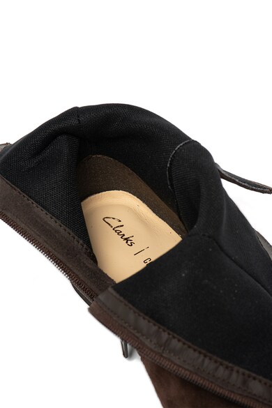 Clarks Demi Flow nyersbőr bokacsizma dekoratív csattal női