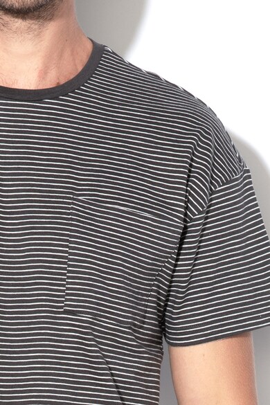Only & Sons Csíkos bő fazonú póló zsebbel a mellrészen férfi