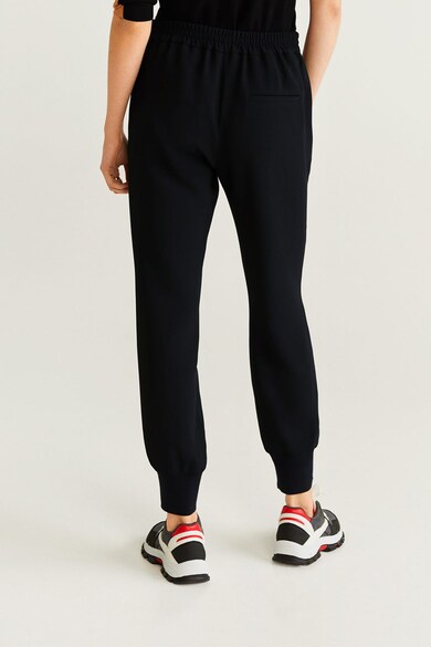 Mango Pantaloni jogger cu buzunare oblice Joggy Femei