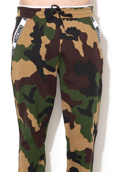 Moschino Pantaloni de pijama cu imprimeu camuflaj Barbati