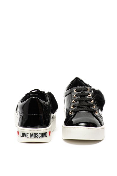 Love Moschino Műbőr sneaker lakkozott hatással és szív alakú rátétekkel női