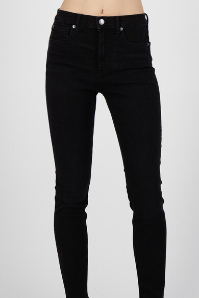 GAP Skinny fit farmernadrág magas derékrésszel 000501798 női