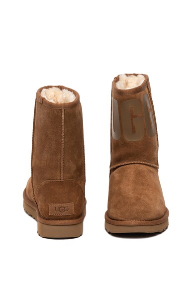 UGG Classic rövid szárú nyersbőr bebújós csizma gumis logóval női