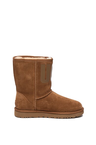 UGG Classic rövid szárú nyersbőr bebújós csizma gumis logóval női