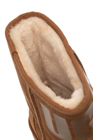 UGG Classic rövid szárú nyersbőr bebújós csizma gumis logóval női