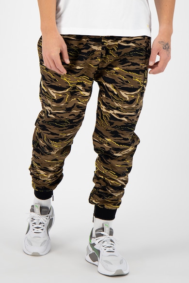 Puma Pantaloni sport cu imprimeu camuflaj The Weekend Barbati