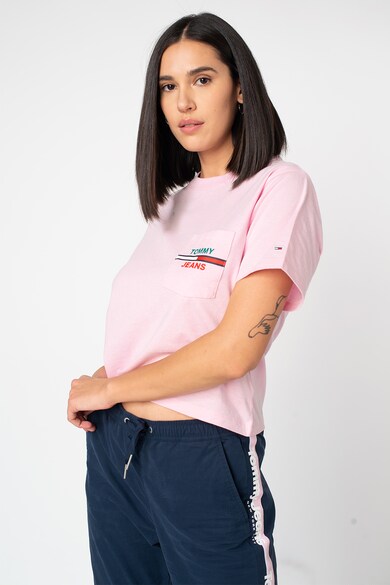 Tommy Jeans Organikuspamut tartalmú crop póló mellzsebbel női