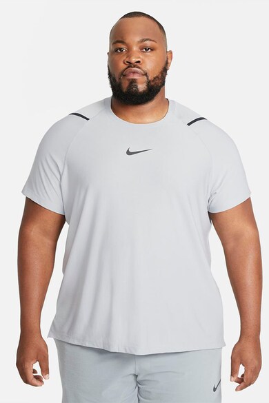 Nike Tricou cu tehnologie Dri-Fit, pentru fitness Barbati