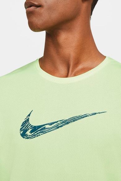 Nike Tricou cu tehnologie Dri-Fit si logo pentru alergare Breathe Barbati