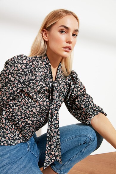 Trendyol Bluza cu imprimeu floral si maneci trei sferturi Femei