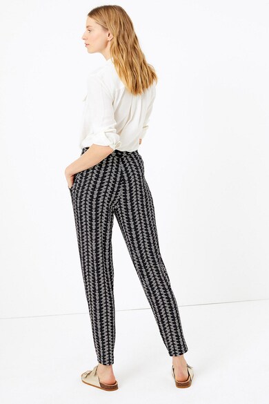Marks & Spencer Pantaloni cu imprimeu si talie medie Femei