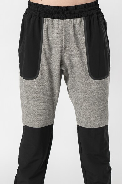 Under Armour Pantaloni sport cu model colorblock Pivot Barbati