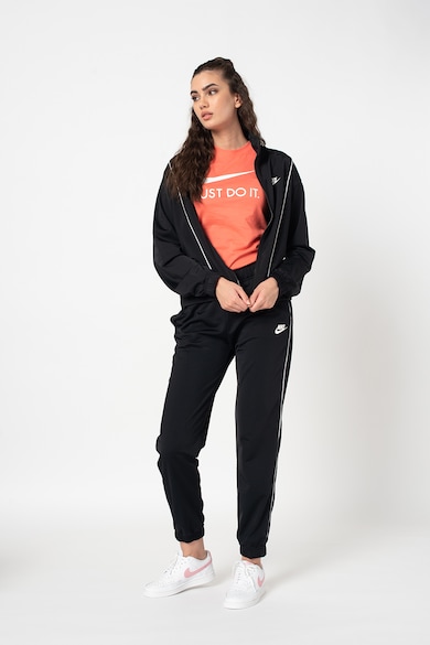 Nike Essential szabadidőruha hímzrtt logós részlettel női