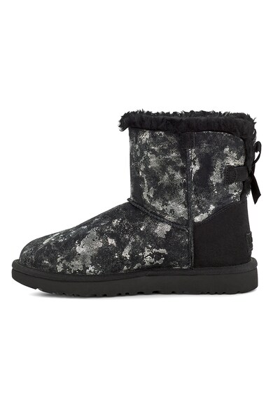 UGG Ghete cu aspect stralucitor fara inchidere Mini Bailey Femei