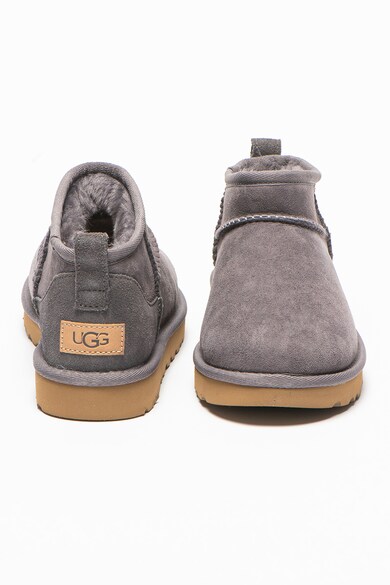 UGG Ghete de piele intoarsa fara inchidere Classic Ultra Mini Femei