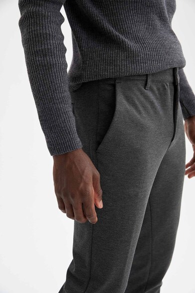 DeFacto Pantaloni relaxed fit Barbati