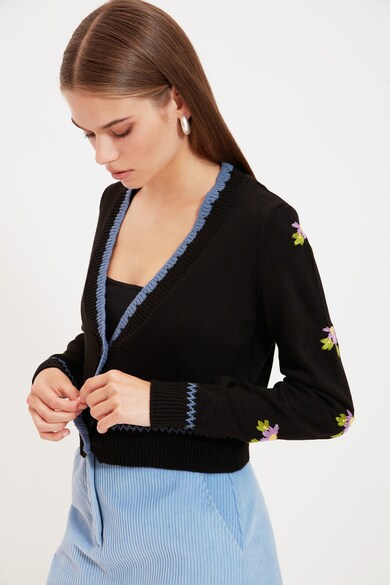 Trendyol Cardigan cu decolteu in V si broderie florala Femei