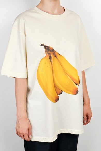 Ioana Ciolacu Kerek nyakú organikuspamut póló gyümölcsös mintával női