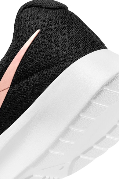 Nike Tanjun hálós anyagú sneaker logóval női