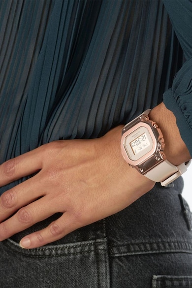 Casio Електронен часовник G-Shock с каишка от смола Жени